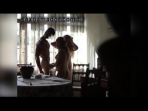 ❤️ دوستان سکس یک مرد غول پیکر و سه نفری را با او دعوت می کنند ❤️❌ لعنتی در fa.pornpicslove.ru ❤